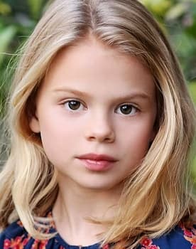 Scarlett Fernandez