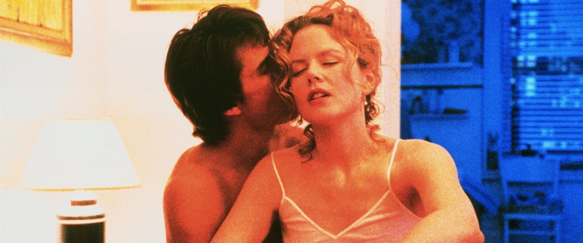 دانلود فیلم Eyes Wide Shut 1999 (چشمان کاملا بسته 1999) بدون سانسور با زیرنویس فارسی