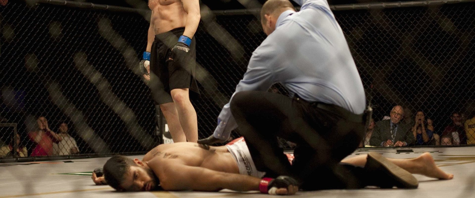 دانلود فیلم Warrior 2011 (مبارز 2011) بدون سانسور با زیرنویس فارسی