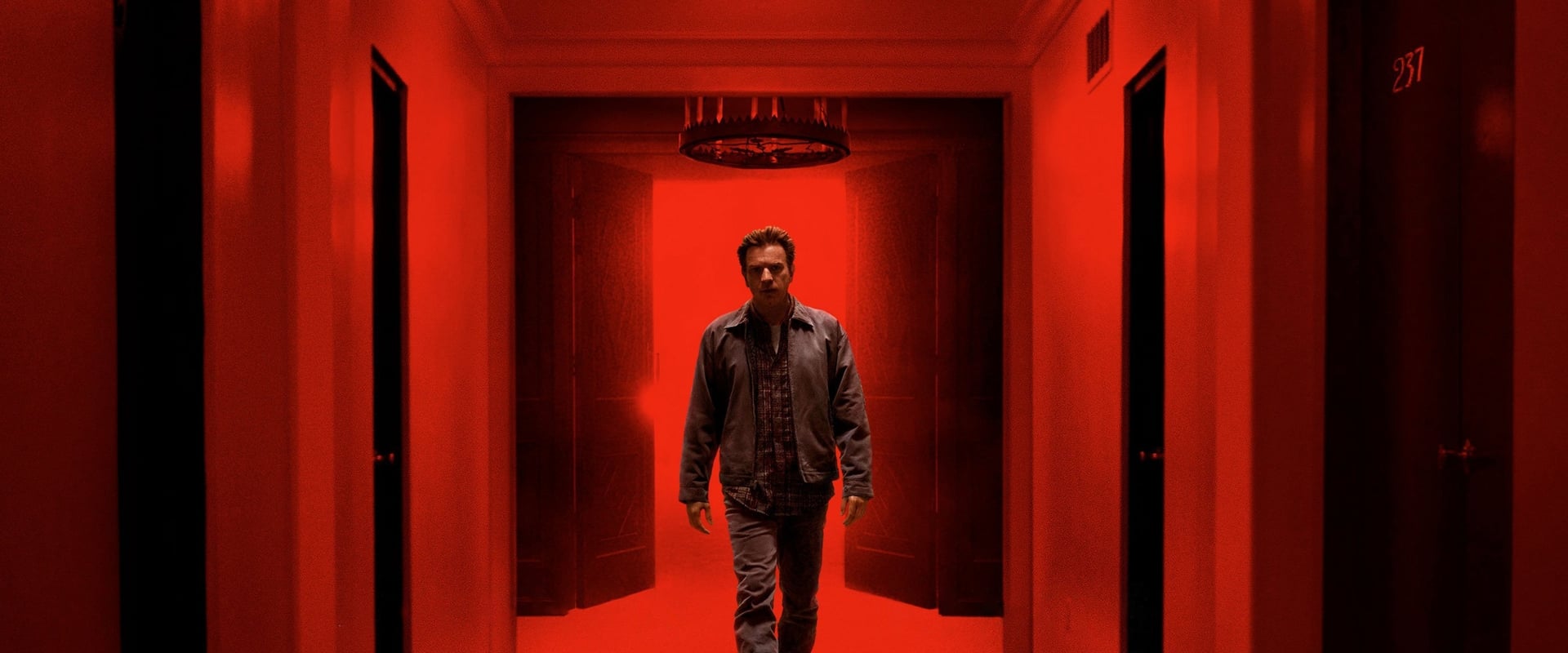 دانلود فیلم Doctor Sleep 2019 (دکتر اسلیپ 2019) بدون سانسور با زیرنویس فارسی