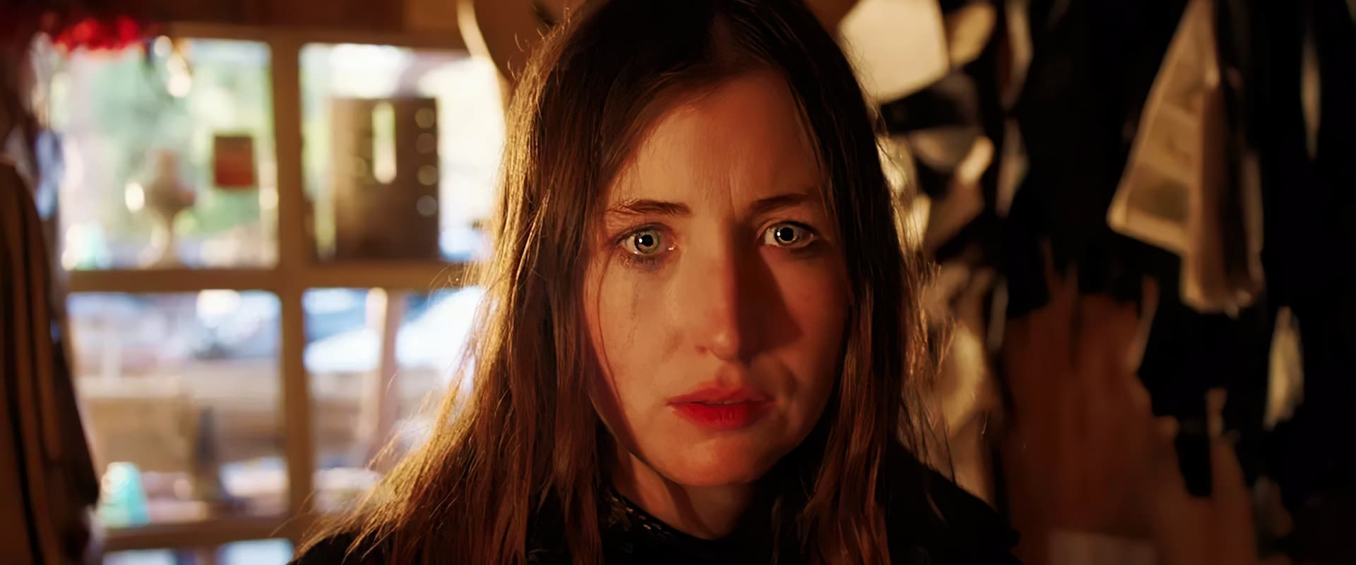 دانلود فیلم She Dies Tomorrow 2020 (او فردا می میرد 2020) بدون سانسور با زیرنویس فارسی