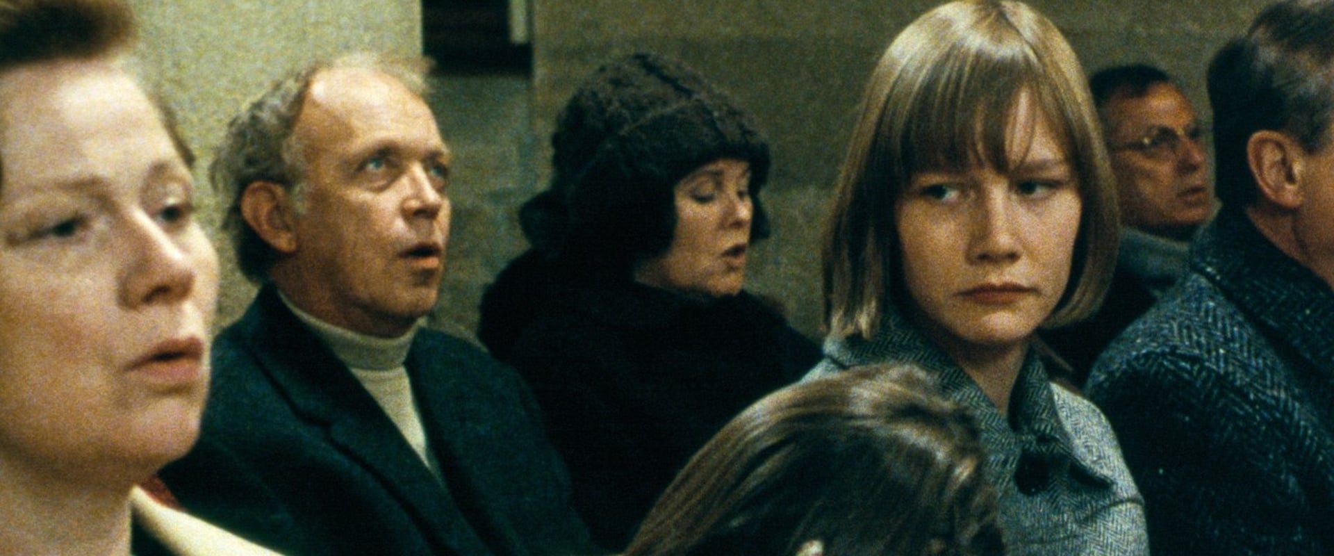 دانلود فیلم Requiem 2006 (مرثیه 2006) بدون سانسور با زیرنویس فارسی