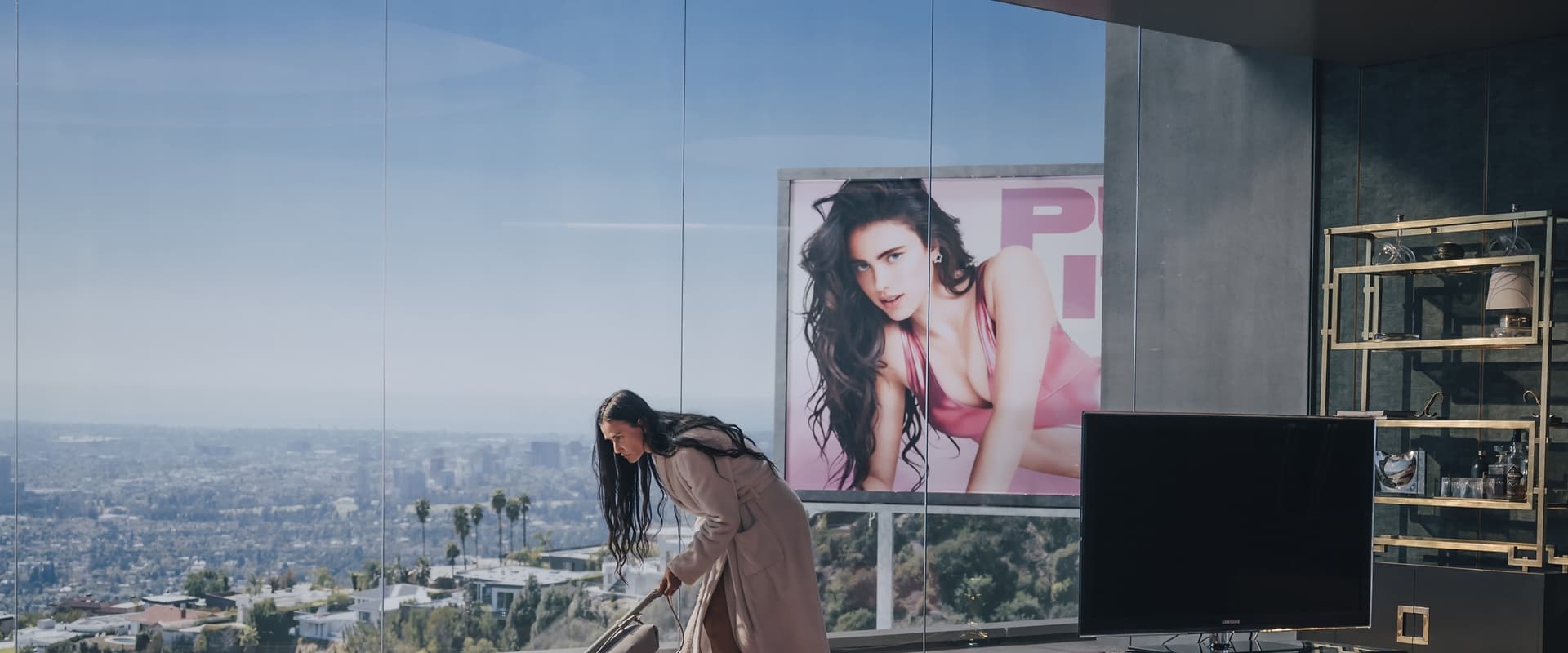 دانلود فیلم The Substance 2024 (ماده 2024) بدون سانسور با زیرنویس فارسی