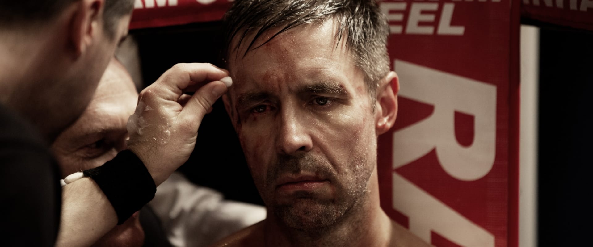 دانلود فیلم Journeyman 2017 (مرد مسافر 2017) بدون سانسور با زیرنویس فارسی