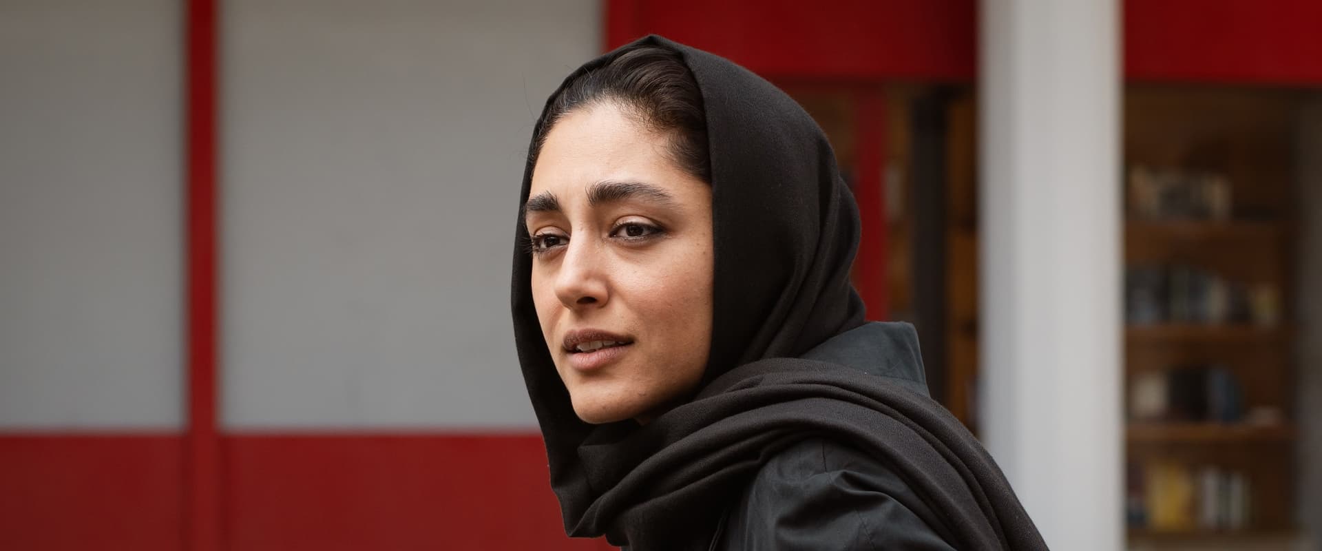 دانلود فیلم Reading Lolita in Tehran 2024 (لولیا خوانی در تهران 2024) بدون سانسور با زیرنویس فارسی