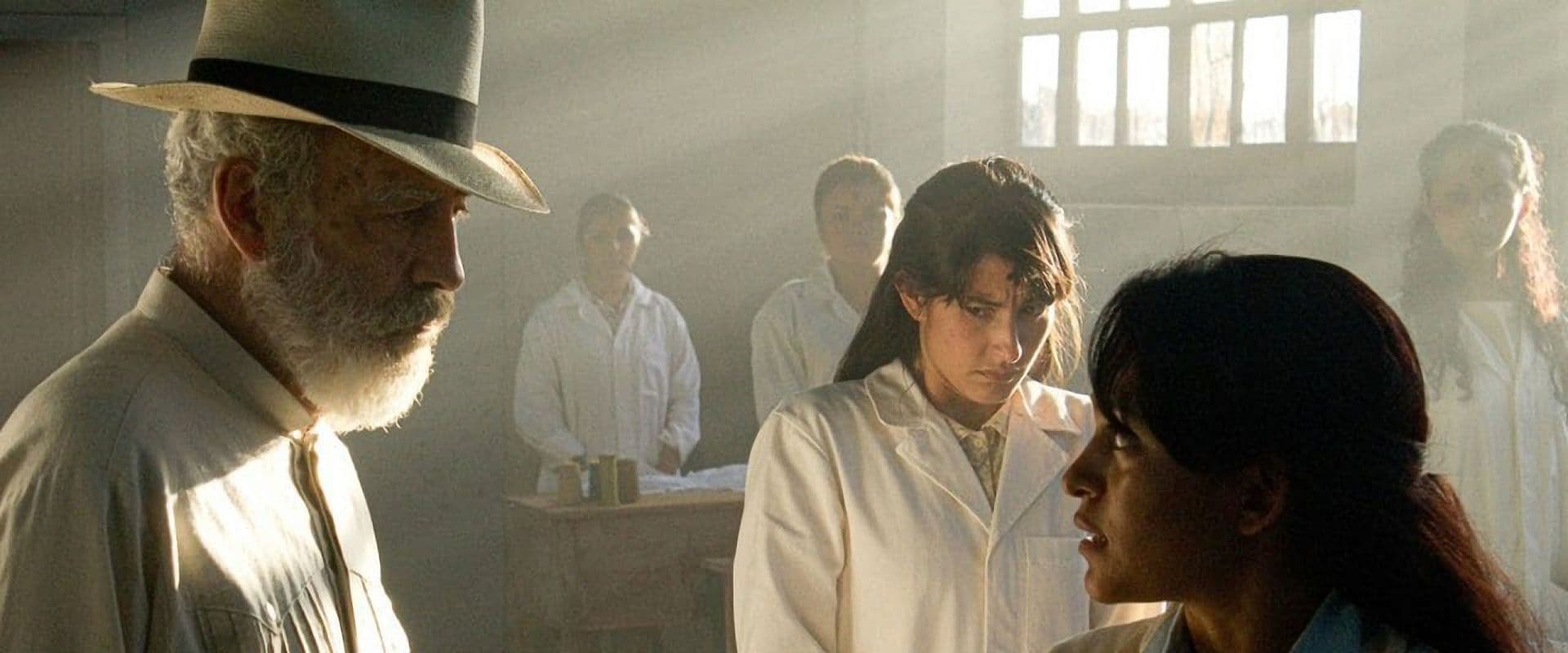 دانلود فیلم Memories of My Melancholy Whores 2011 (خاطرات فاحشه های غمگین من 2011) بدون سانسور با زیرنویس فارسی