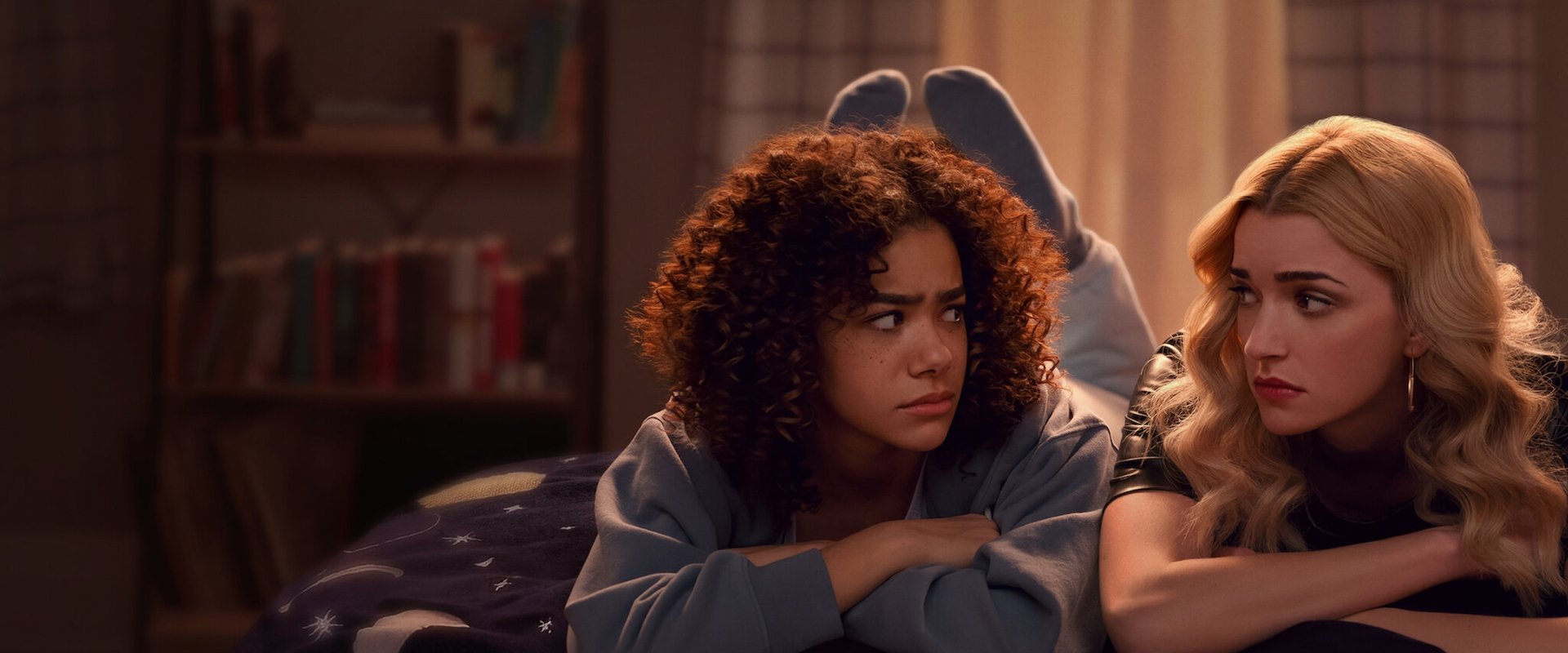 دانلود سریال Ginny and Georgia (جینی و جورجیا 2021–) بدون سانسور با زیرنویس فارسی