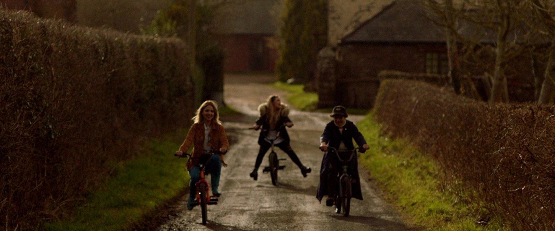 دانلود فیلم Love Spreads 2021 (وسعت عشق 2021) بدون سانسور با زیرنویس فارسی