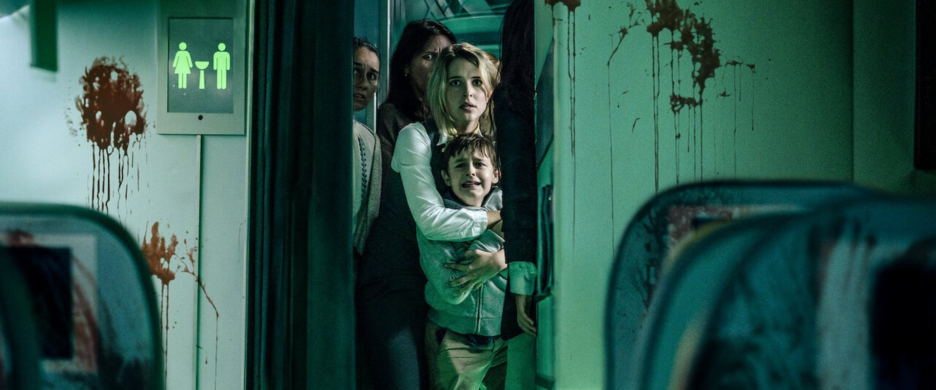 دانلود فیلم Blood Red Sky 2021 (آسمان سرخ خونین 2021) بدون سانسور با زیرنویس فارسی