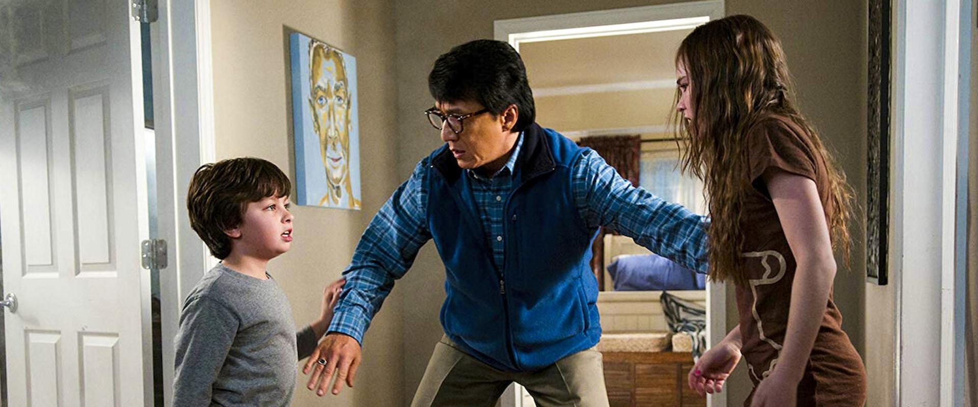 دانلود فیلم The Spy Next Door 2010 (همسایه جاسوس 2010) بدون سانسور با زیرنویس فارسی