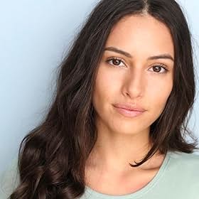 Amanda Troya