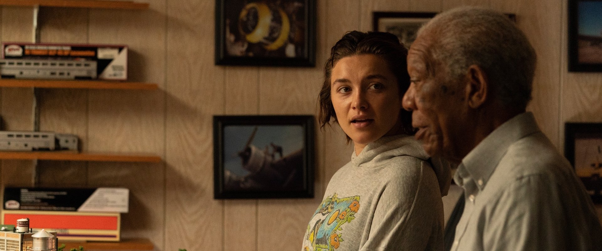 دانلود فیلم A Good Person 2023 (یک آدم خوب 2023) بدون سانسور با زیرنویس فارسی