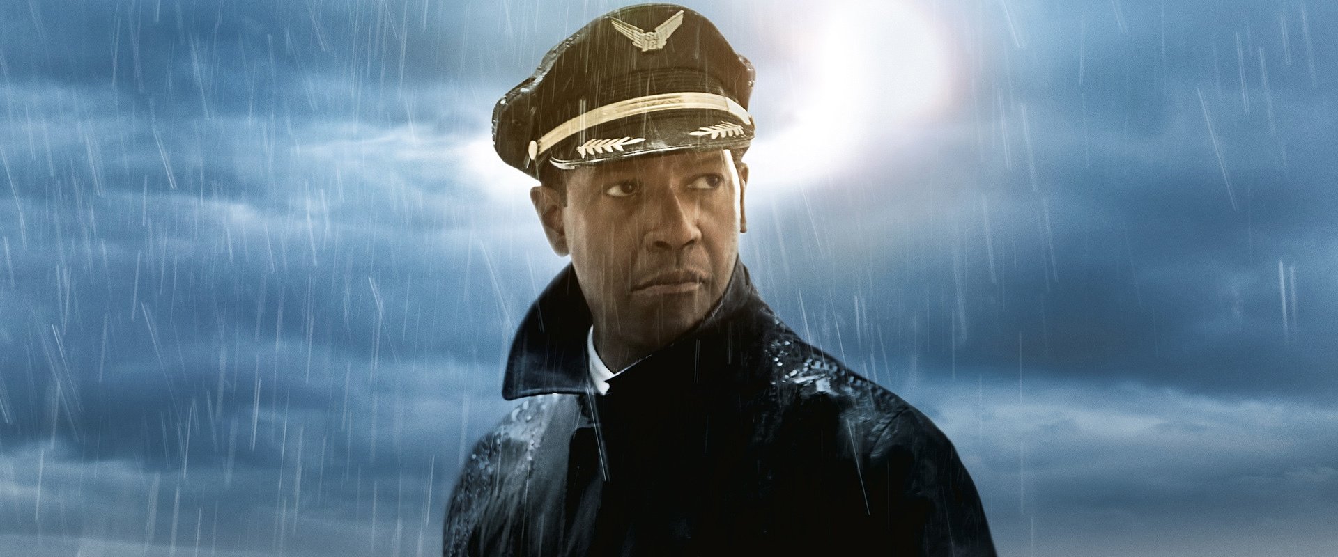 دانلود فیلم Flight 2012 (پرواز 2012) بدون سانسور با زیرنویس فارسی