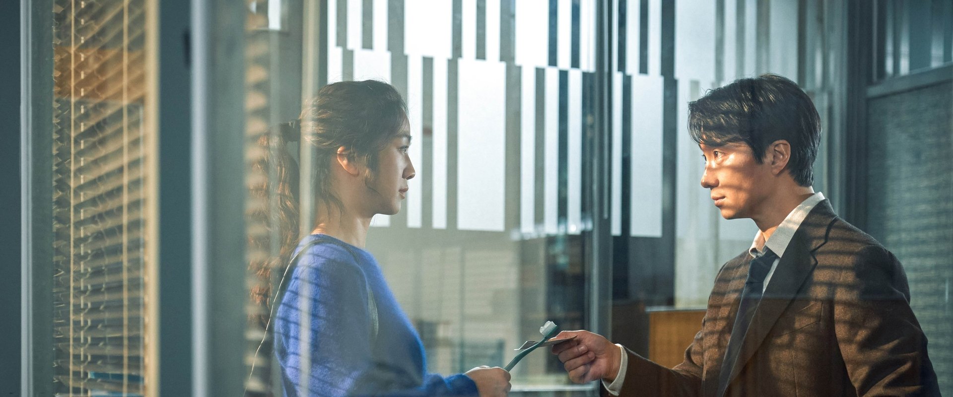 دانلود فیلم Decision to Leave 2022 (تصمیم جدایی 2022) بدون سانسور با زیرنویس فارسی