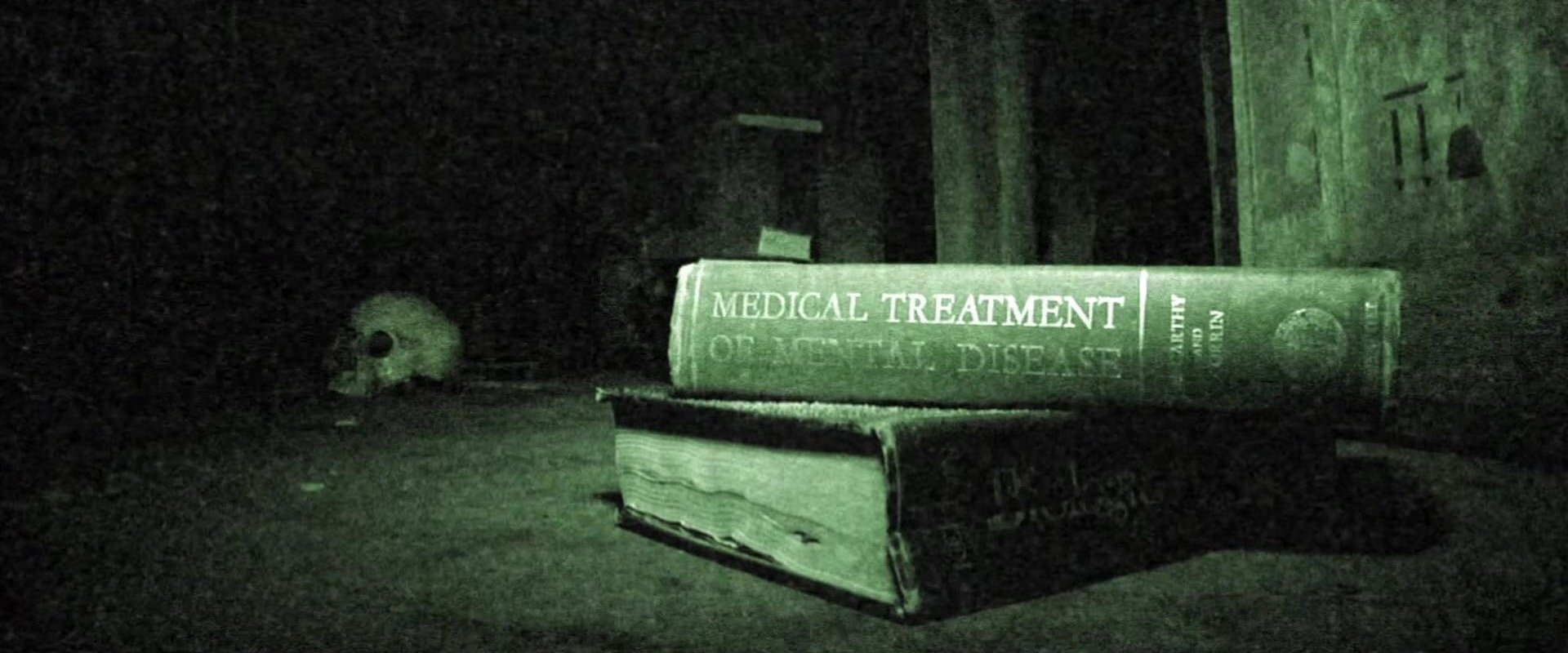 دانلود فیلم Grave Encounters 2011 (برخورد با قبر 2011) بدون سانسور با زیرنویس فارسی