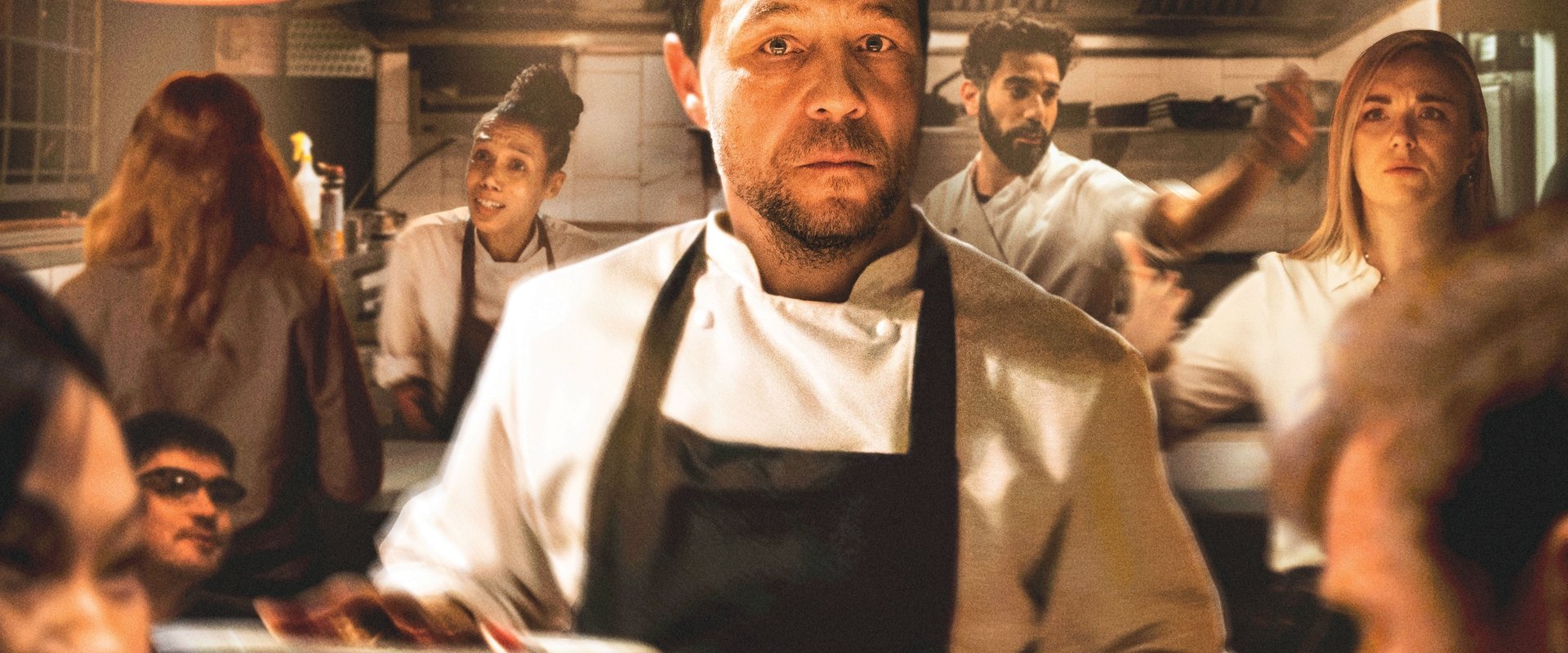 دانلود فیلم Boiling Point 2021 (نقطه جوش 2021) بدون سانسور با زیرنویس فارسی