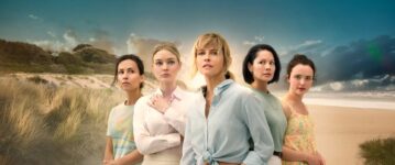 دانلود سریال The Family Next Door