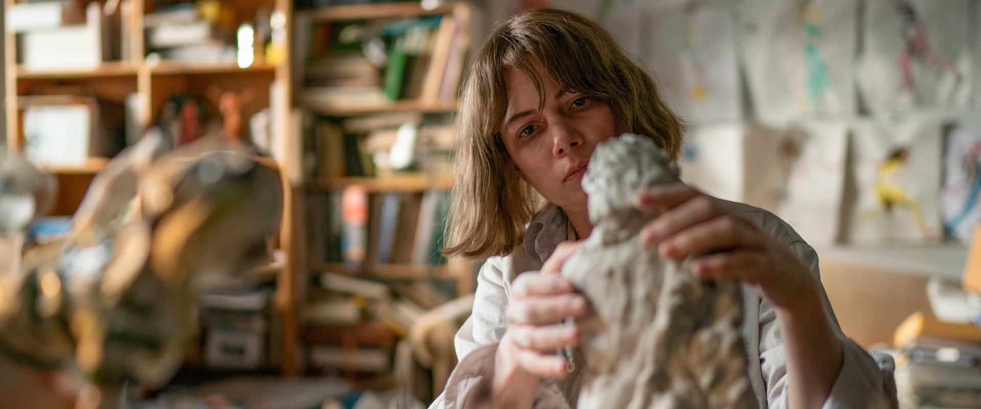 دانلود فیلم Showing Up 2022 (نمایش 2022) بدون سانسور با زیرنویس فارسی