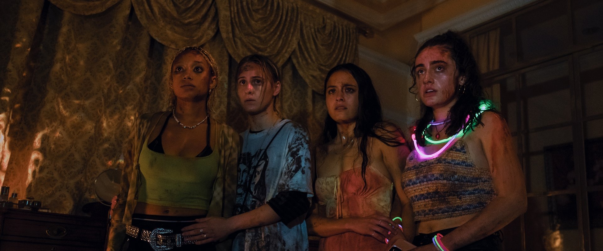 دانلود فیلم Bodies Bodies Bodies 2022 (جسد جسد جسد  2022) بدون سانسور با زیرنویس فارسی