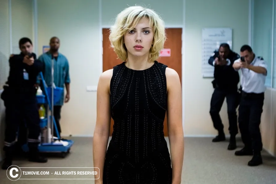 سکانسی از فیلم لوسی