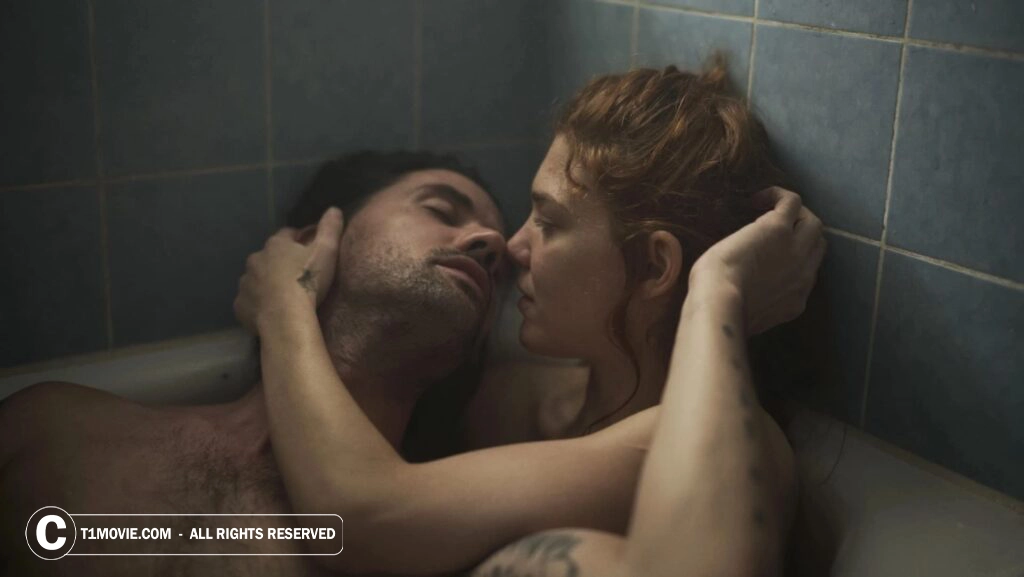 سکانسی از فیلم 99 Moons 