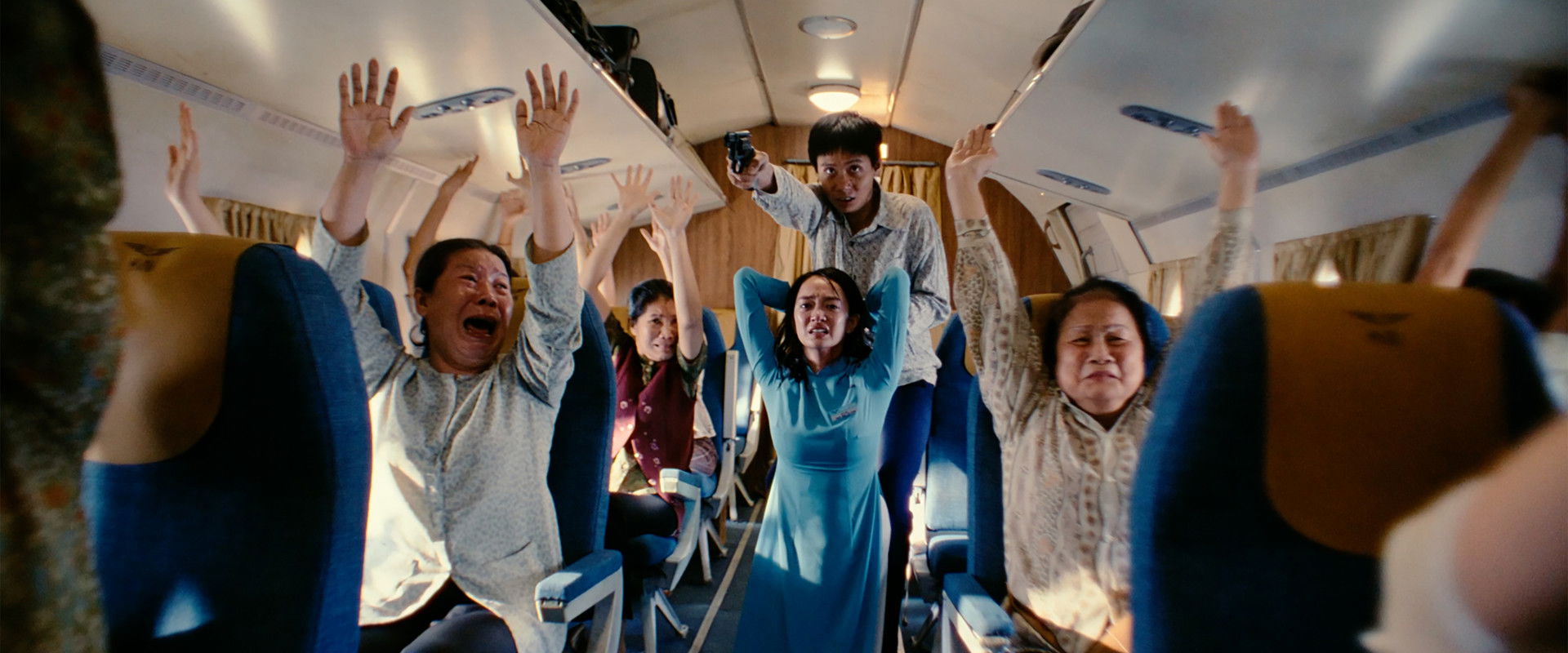 دانلود فیلم Hijacked 2025 (هواپیما ربایی 2025) بدون سانسور با زیرنویس فارسی